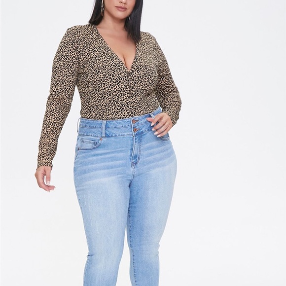 NWOT Forever 21 Long Sleeve Leopard Print Bodysuit Beige - Picture 5 of 9